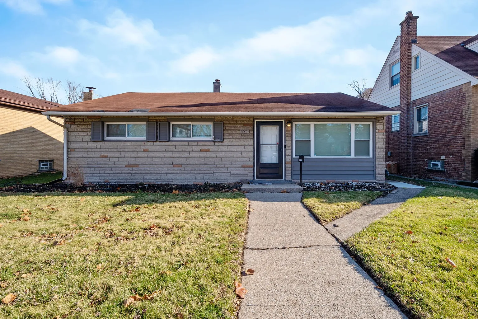17711 Roy St photo 1