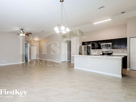 5th image of 2092 SW Altman Ave