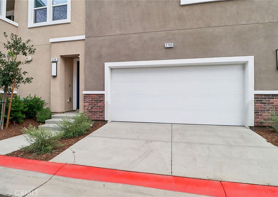 1st image of 228 Farley Ln