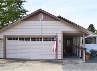 1451 SW Silver Maple Way, Grants Pass, OR 97526