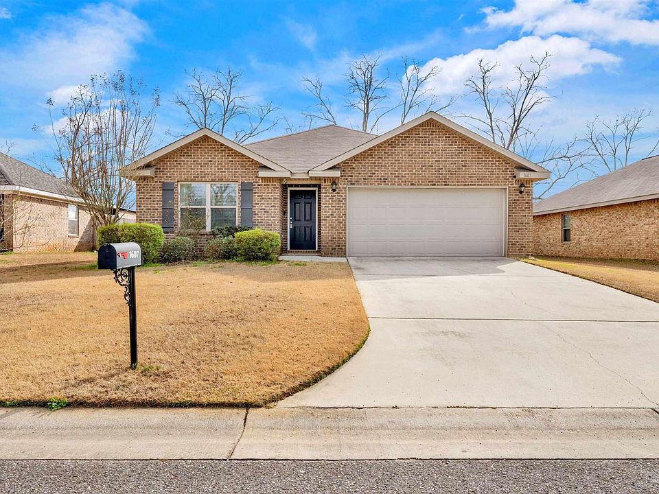 1st image of 1607 Abbey Loop