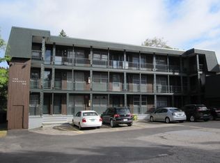 328 College St APT 13, Burlington, VT 05401