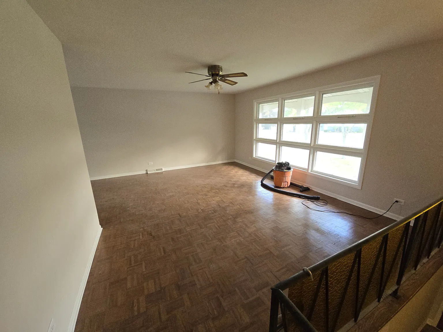 4 bed, 1872 sqft, $3,100 — Photo 4
