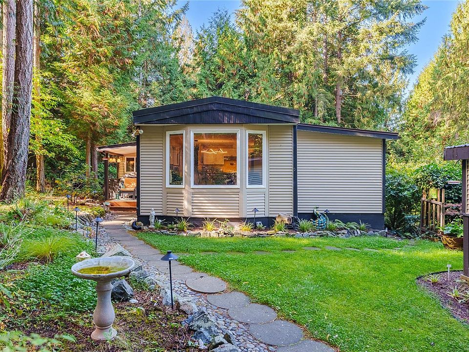 1st image of 7071 Lantzville Rd #21