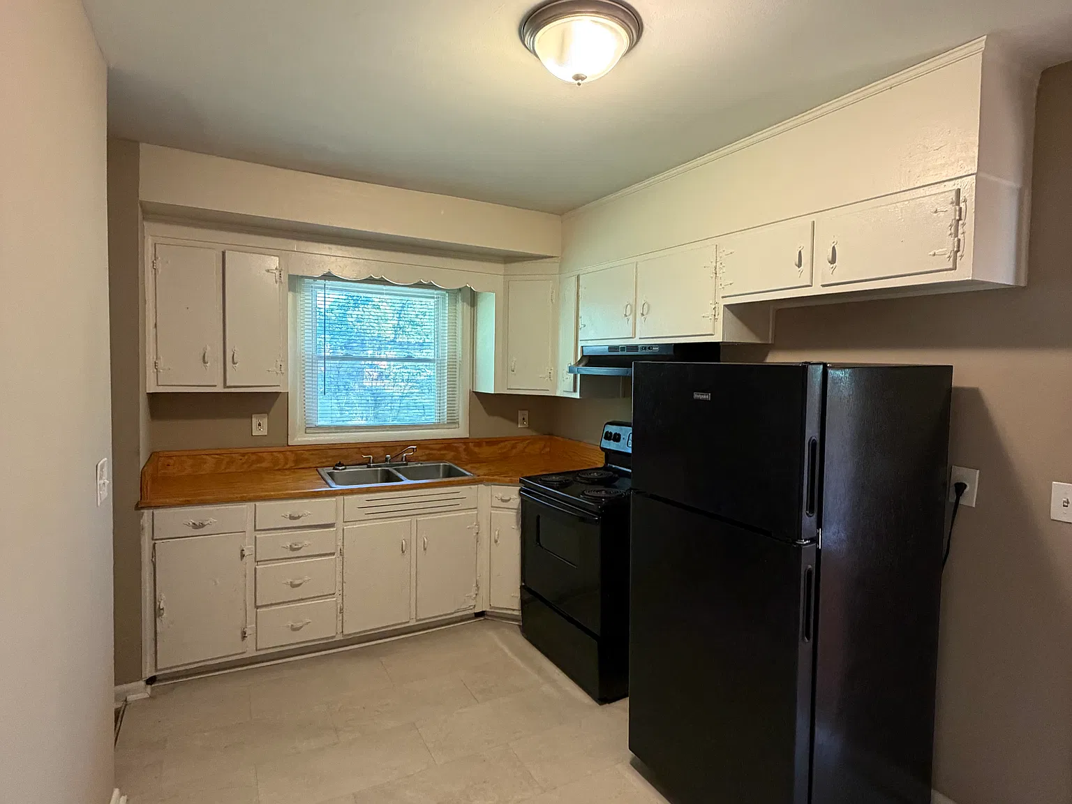 3 bed, 1136 sqft, $1,200 — Photo 4