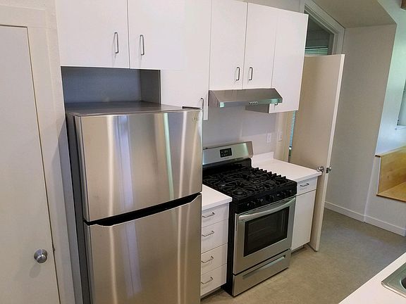 3rd image of 571 1st St W