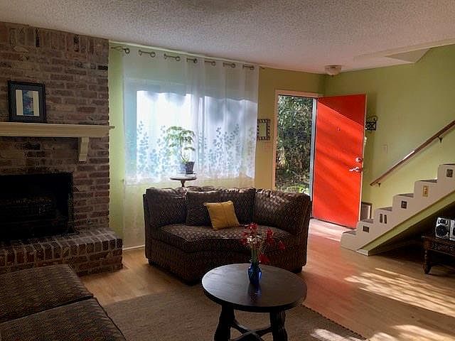 1st image of 1510 Oak Heights Dr #B