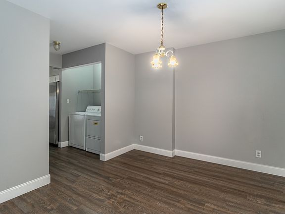 4th image of 2538 Live Oak Dr