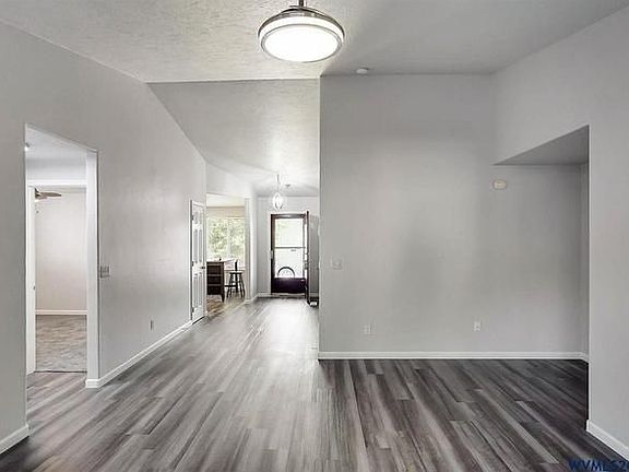 5th image of 1052 Ginger Ave SE
