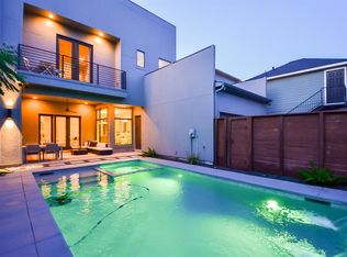 914 Aurora St, Houston, TX 77009