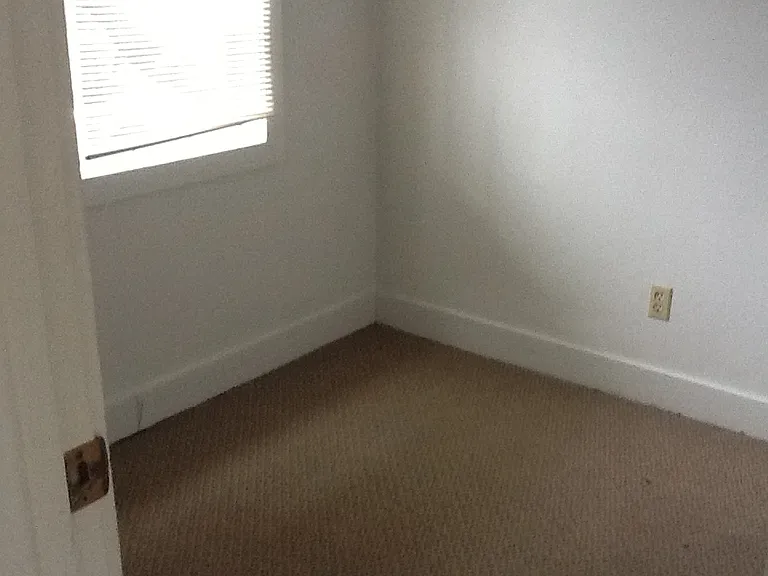 Bedroom 1_02132014