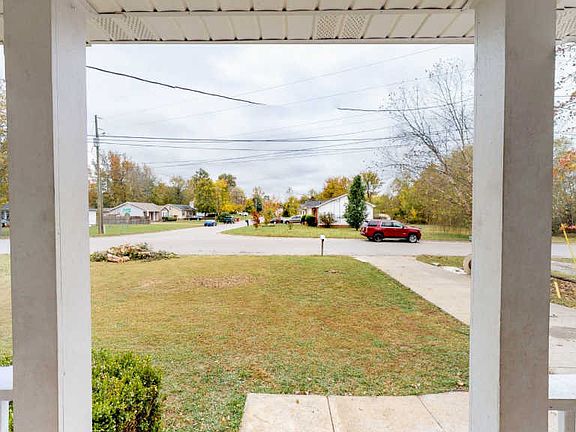 2nd image of 727 Spees Dr