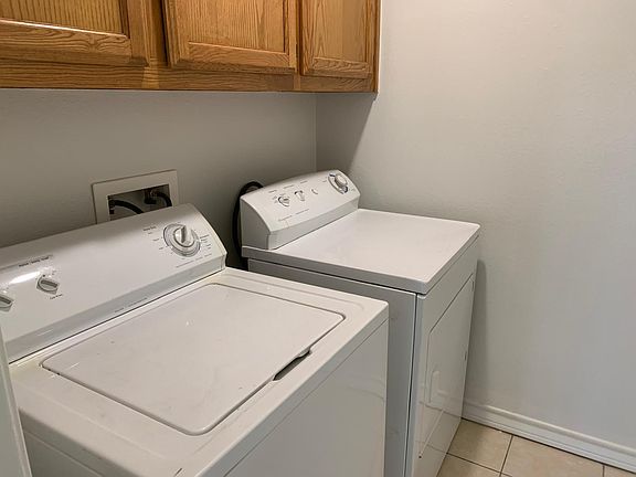 4th image of 2101 Bahamas Dr #1