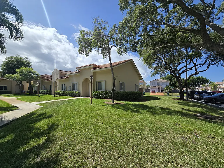 21500 SW 87th Ct — Photo 10