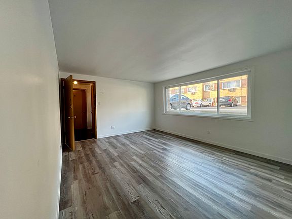 5th image of 1962 N 18th Ave APT 6