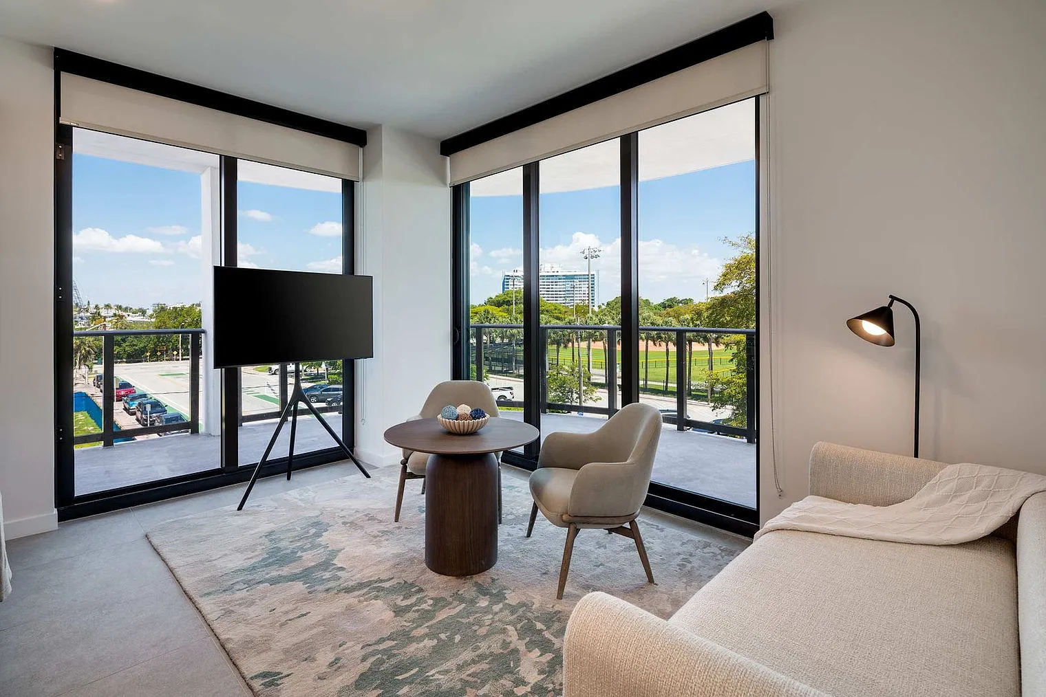 1 bed, 1.0 bath, $4,052 — Photo 1