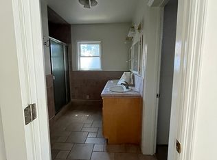 1047 N Parish Pl, Burbank, CA 91506