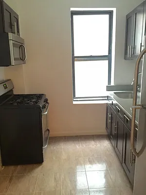 Rented by Bohemia Realty Group | media 19