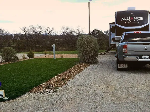 4584 E Us Highway 290 #266, Fredericksburg, TX 78624