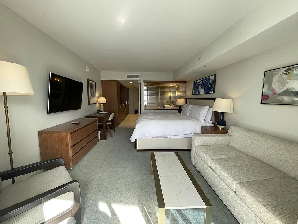 2139 Kuhio Ave #1803