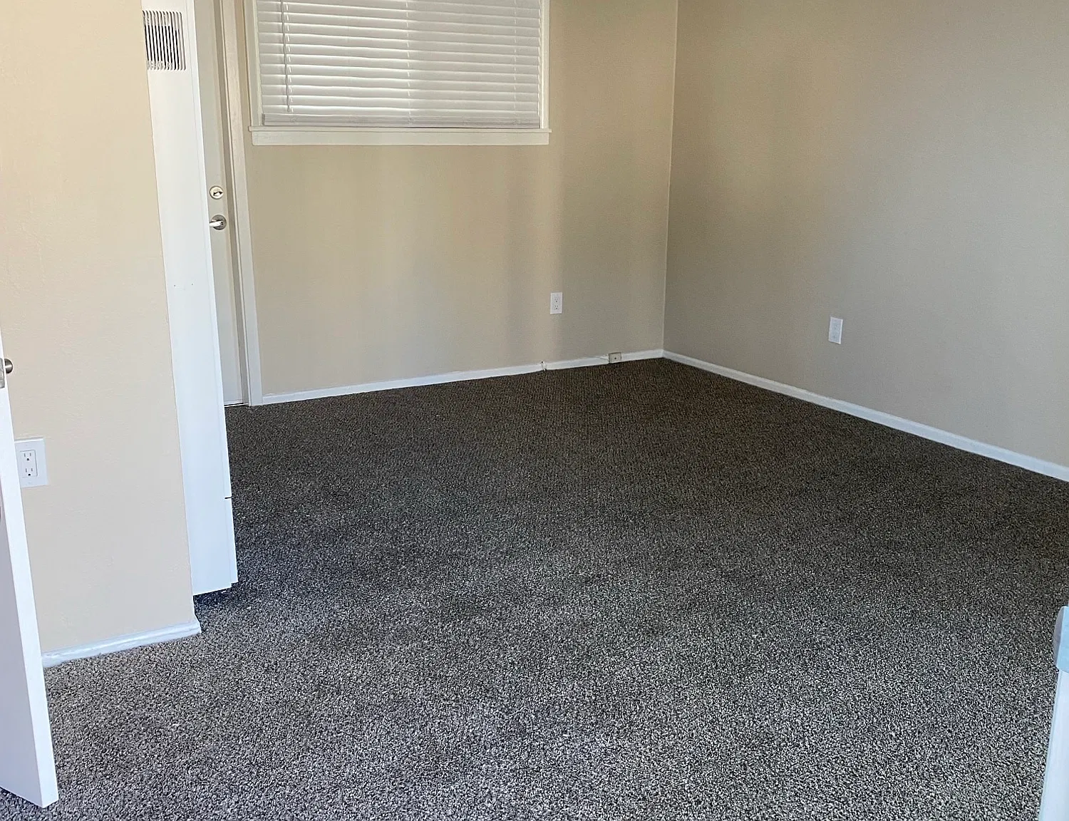 Studio, $1,695 — Photo 3