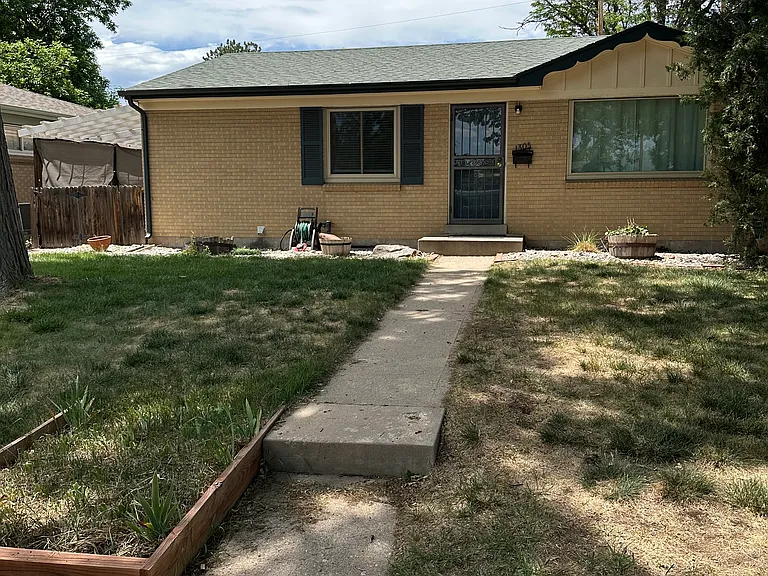 1305 S Benton St — Photo 2