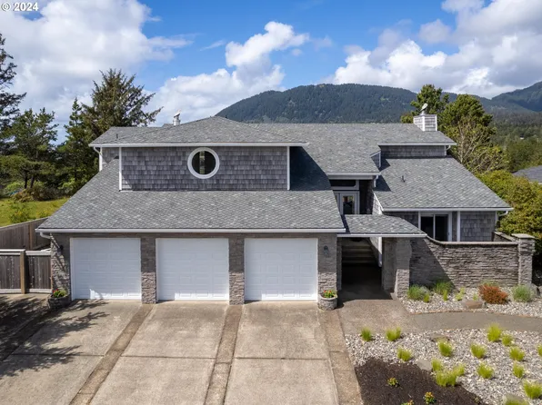 417 Ridge Ct, Manzanita, OR 97130