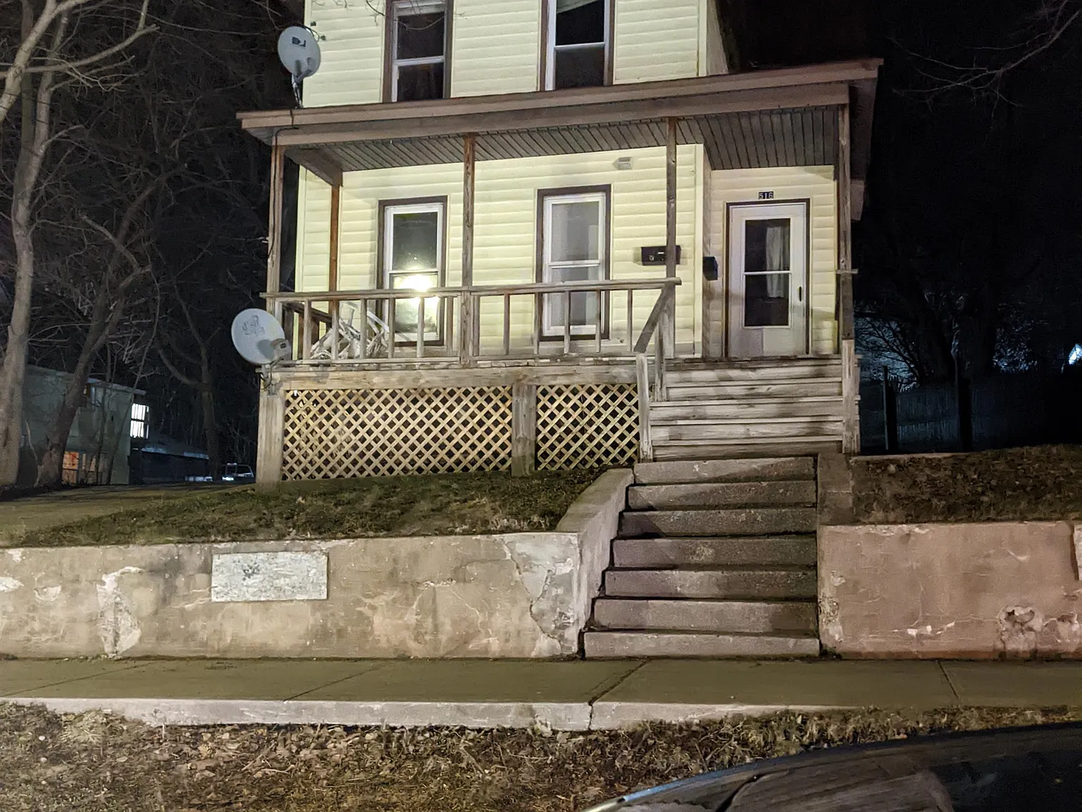 516 Alexandria Street - 1 — Photo 2