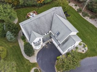 68 Canada Goose Dr, Hackettstown, NJ 07840