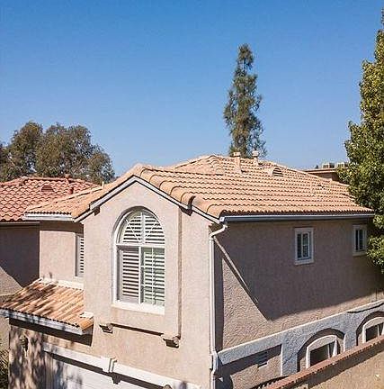 3rd image of 13775 Glenoaks Blvd Unit 1