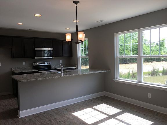 5th image of 1516 Southernwood Dr
