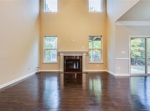 3rd image of 116 Kingston Dr