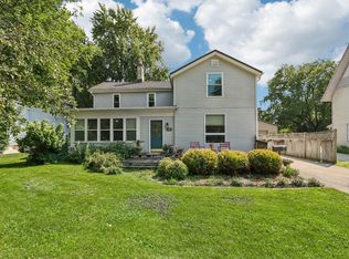 433 W Wisconsin Ave, Oconomowoc, WI 53066