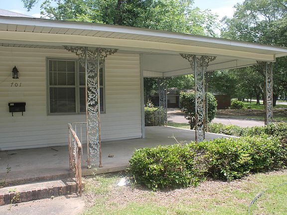4th image of 701 Mamie St
