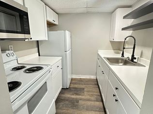 Flats at Devonport (Z3), Lexington, KY 40504