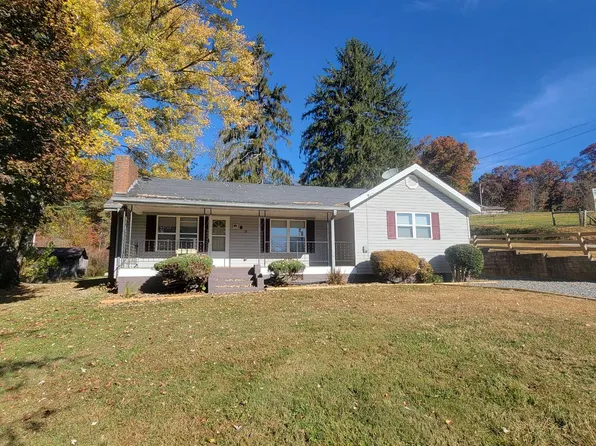 15 Cedar Cliff Rd, Hayesville, NC 28904