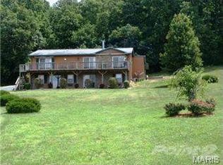 12684 Walnut Cir, New London, MO 63459