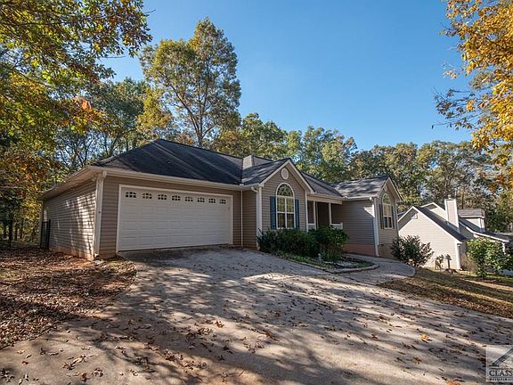 3rd image of 139 Candlestick Dr