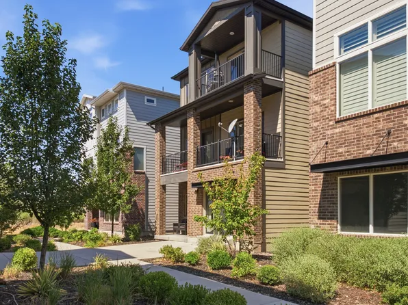 87 N Rio Grand Ave, Farmington, UT 84025