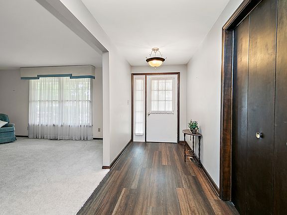 2nd image of 57 Briarcliff Ln