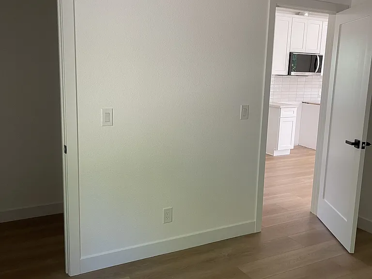 1127B W Ramona Rd #1127B — Photo 5