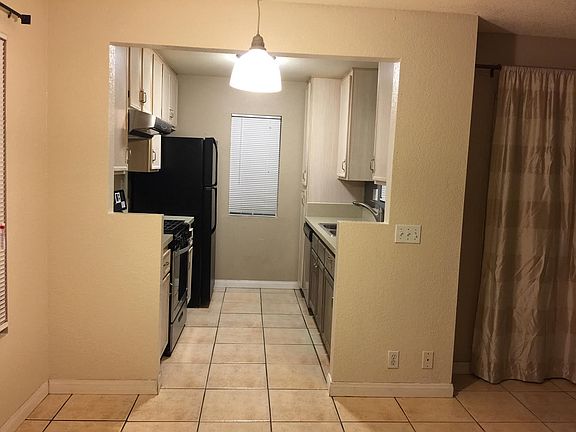 3rd image of 10686 Aderman Ave