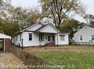 3433 S Douglas Ave, Springfield, IL 62704