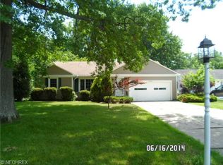 29401 Osborn Rd, Bay Village, OH 44140