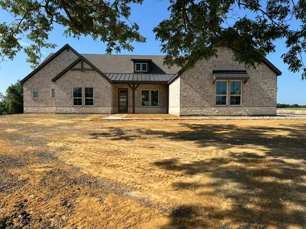 205 Cobb Rd, Leonard, TX 75452