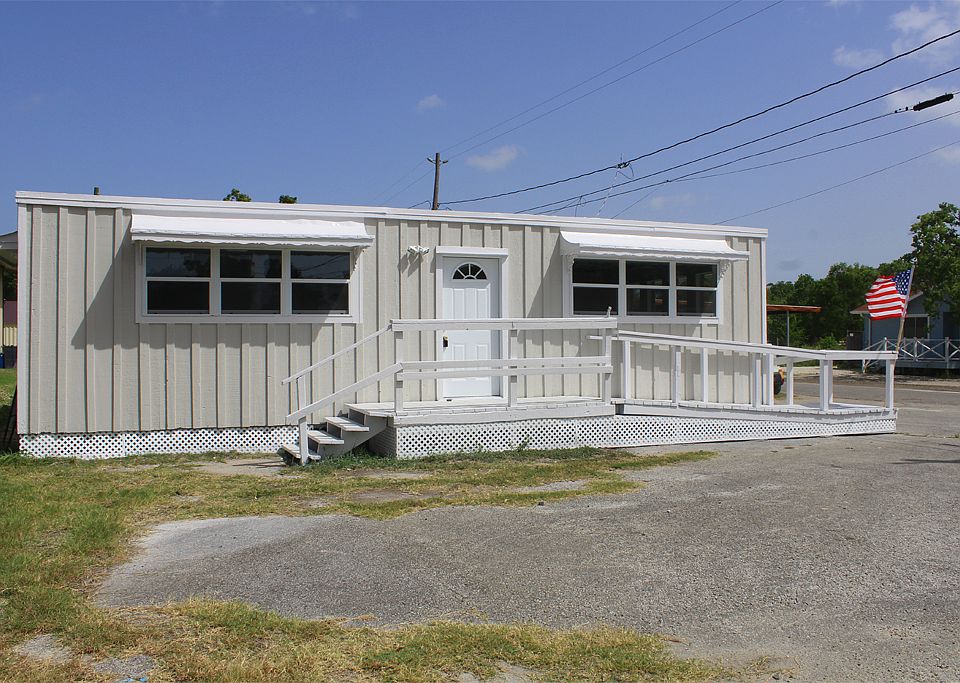 1st image of 524 Grand Ave