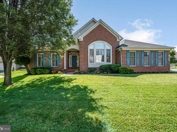 10205 Sweetwood Ave, Rockville, MD 20850