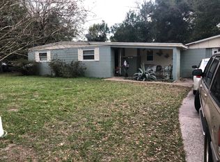 1304 N Gailwood Cir, Jacksonville, FL 32218