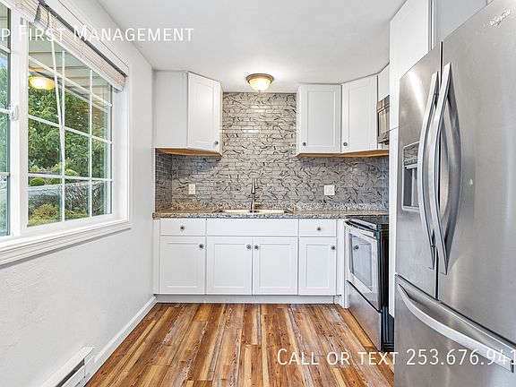 5th image of 4019 S 69th St APT B