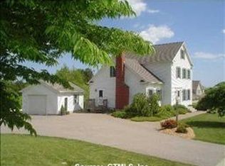 37 Prospect St, Mystic, CT 06355